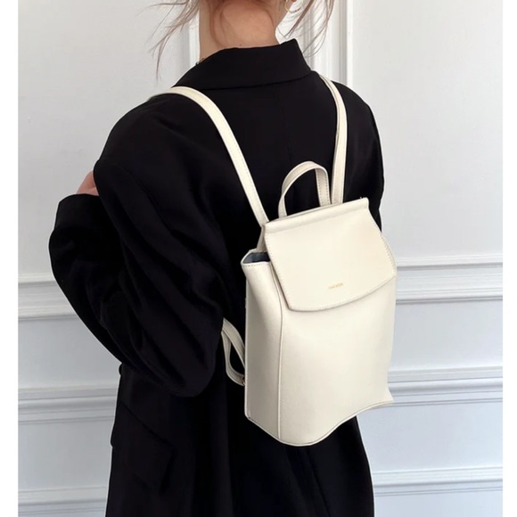 Pixie Mood vegan yellow lemonade Kim backpack crossbody convertible bag - Picture 4 of 9